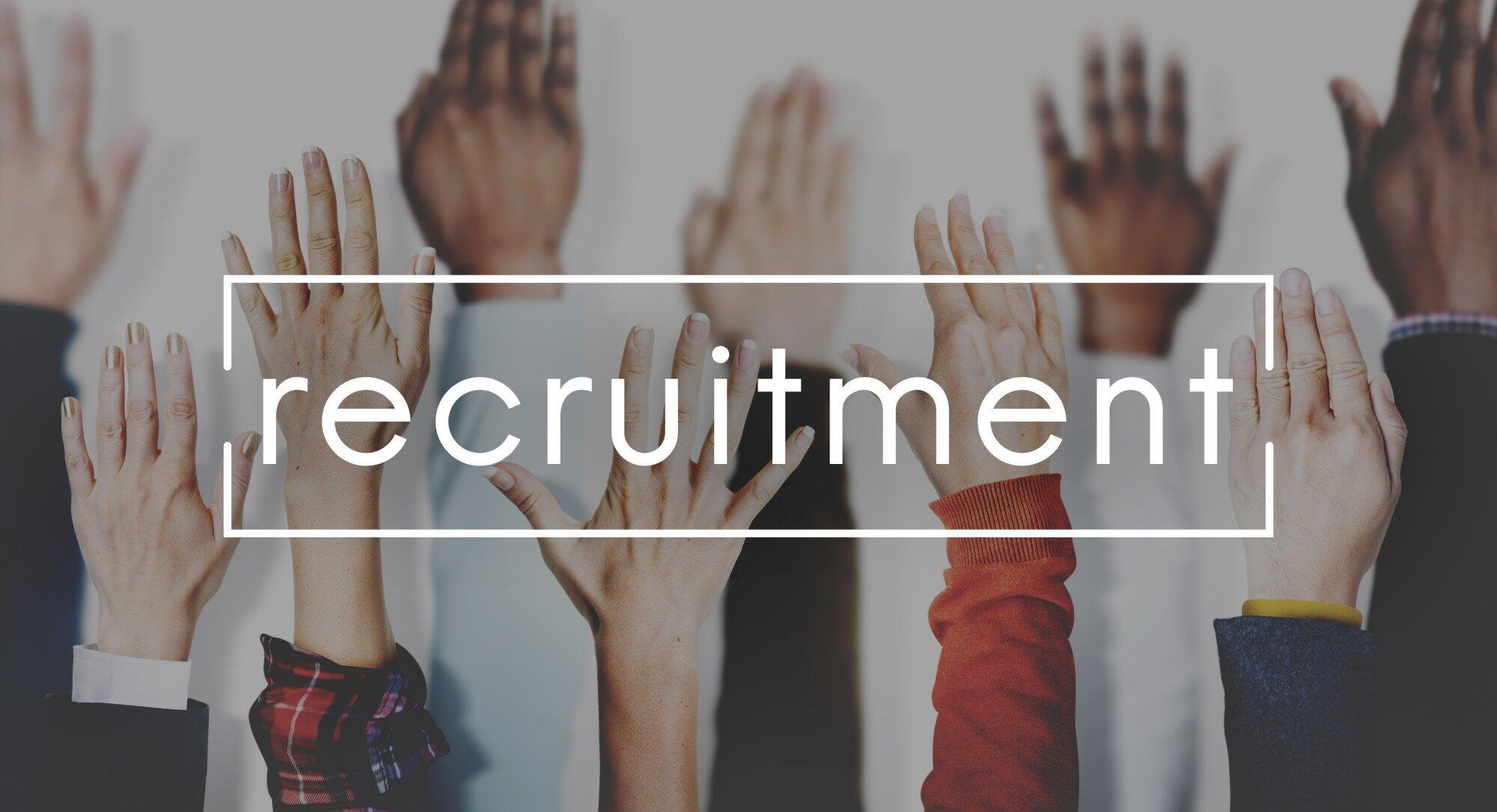 The Benefits of Using a Specialized HR Recruiting Company